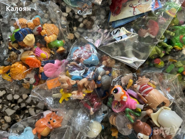 Kinder Surprise играчки колекция от над 400 броя. Цена за всички , снимка 12 - Колекции - 51225696