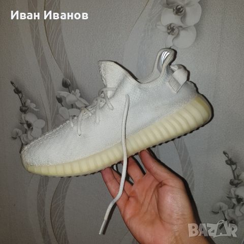 оригинални маратонки  Adidas Yeezy Boost 350 V2 Cream White Triple Core  номер 44 -45 1/3  , снимка 14 - Маратонки - 36289660