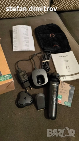 Мъжки тример, Grundig, Proclub MS 9130, сензор за грижа за брадата, черен мат/червен, комплект, снимка 6 - Аксесоари за коса - 52268469