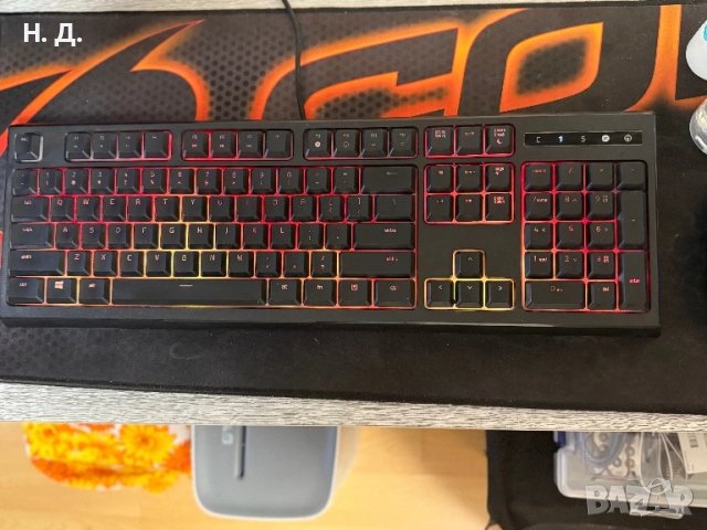 Клавиатура Razer Ornata Chroma, снимка 5 - Клавиатури и мишки - 50756817
