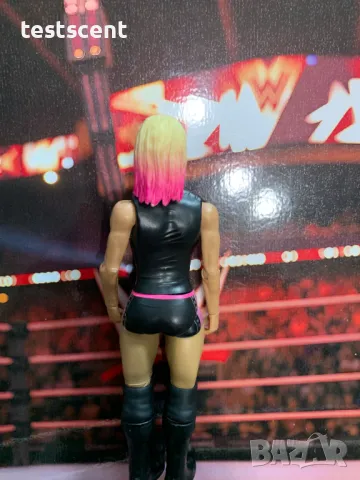 Екшън фигура WWE Alexa Bliss Lexi Kaufman Алекса Блис basic Little miss Bliss, снимка 7 - Фигурки - 49511838