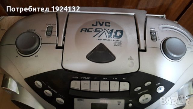 JVC-касетофон, снимка 3 - Радиокасетофони, транзистори - 45958535