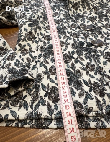 Дамско сако размер М , снимка 2 - Сака - 53968521