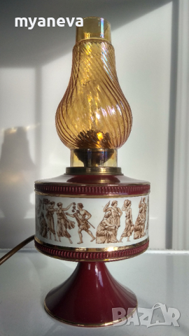 Порцеланова, ръчно изработена лампа от Италия, Флоренция. , снимка 2 - Настолни лампи - 45062015
