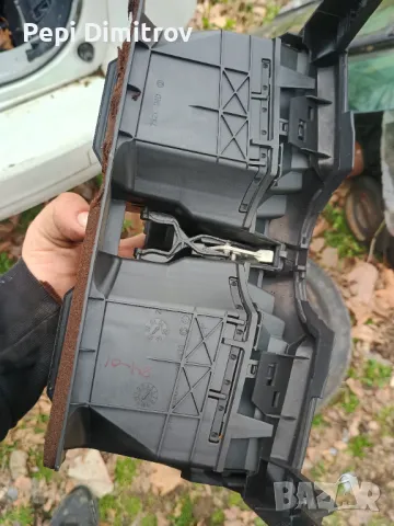 Централни духалки ,въздуховоди за RENAULT MEGANE 2 II, снимка 2 - Части - 49651439