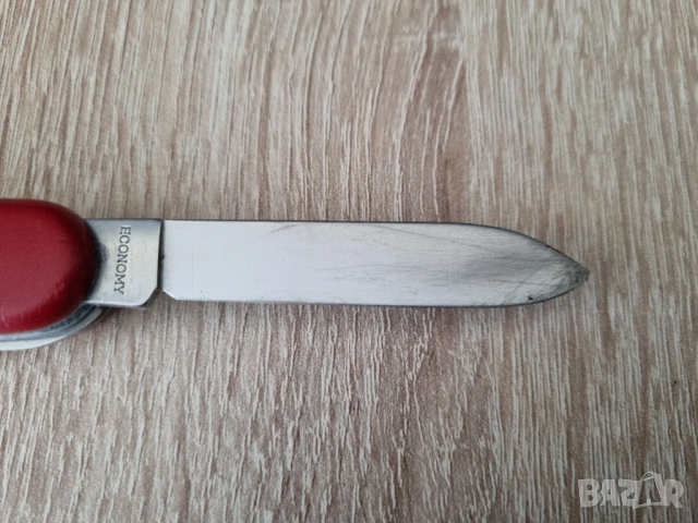 Швейцарски джобен нож Victorinox Camper с калъф, снимка 6 - Ножове - 54031565