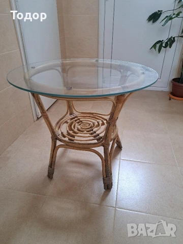 Закален стъклен плот за маса 650мм/8мм