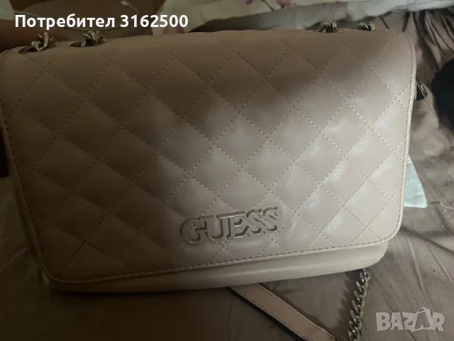 Чанта GUESS дамска, снимка 1 - Чанти - 49283437