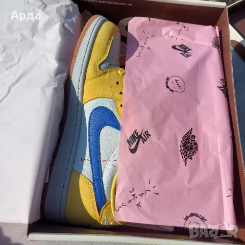 Air Jordan 1 Low Travis Scott “Canary”, снимка 7 - Маратонки - 49022362