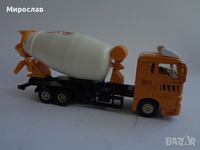 WELLY MAN MERCEDES БЕТОНОВОЗ КОЛИЧКА КАМИОН МОДЕЛ, снимка 3 - Колекции - 46531100