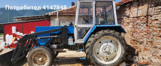Трактор Болгар , снимка 1 - Селскостопанска техника - 46423882