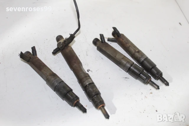 Дюза Фолксваген Голф 3 комби 1.9 tdi 90hp VW Golf 3  280130201G   280130201J  комплект