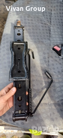 Оригинален авариен крик Land Rover & Jaguar F-Pace, снимка 4 - Аксесоари и консумативи - 51572858