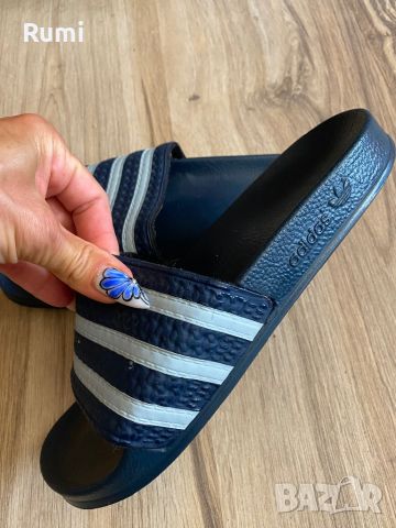 Оригинални синьо/бели чехли adidas Adilette ! 38 н, снимка 1 - Чехли - 46286689