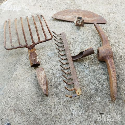 стари инструменти кирка, мотика, грапа, чук и вила, снимка 1 - Други инструменти - 46473215