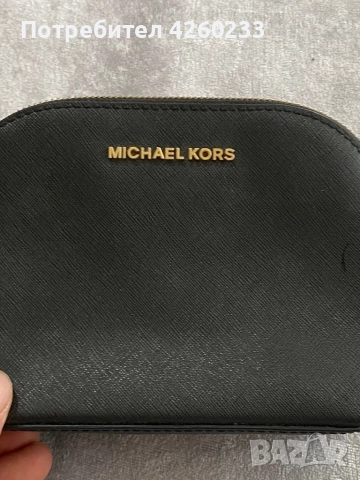 малка черна чантичка/несесер Michael Kors , снимка 3 - Портфейли, портмонета - 51554614