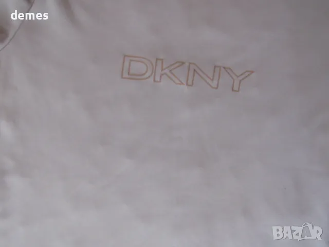 Дамска тениска DKNY, размер S, снимка 3 - Тениски - 47093095