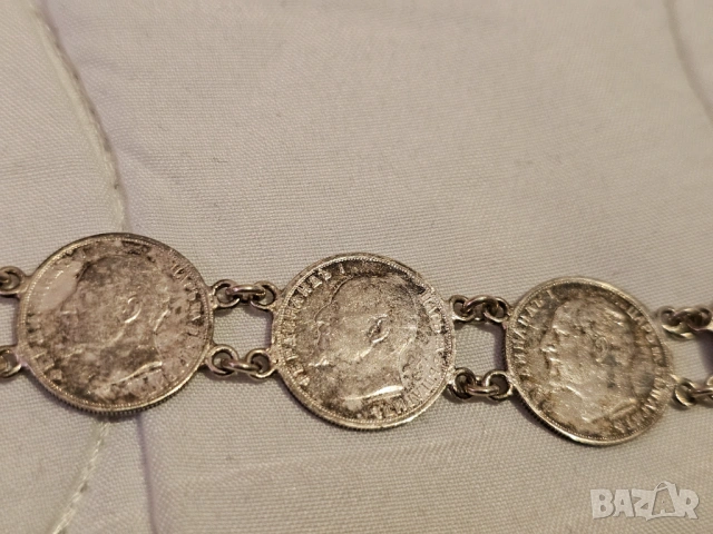 Стара сребърна гривна с монети 1913 г С Фердинанд 1 запазете спомен от Българския Лев и История., снимка 3 - Гривни - 53830702