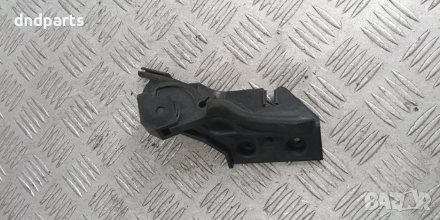 Ръкохватка за преден капак Opel Corsa D 1.3CDTi 2010г.	