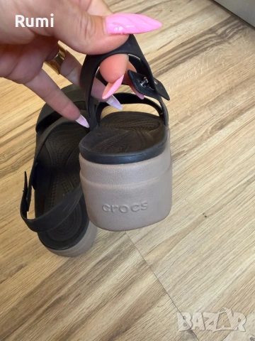 Дамски оригинални сандали CROCS BROOKLYN LOW WEDGE ! 38 н, снимка 6 - Сандали - 43463606