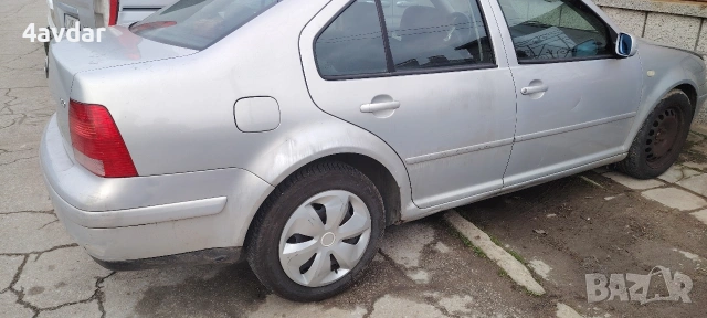 VW Bora 2.0 115 kоня, снимка 14 - Автомобили и джипове - 53134339