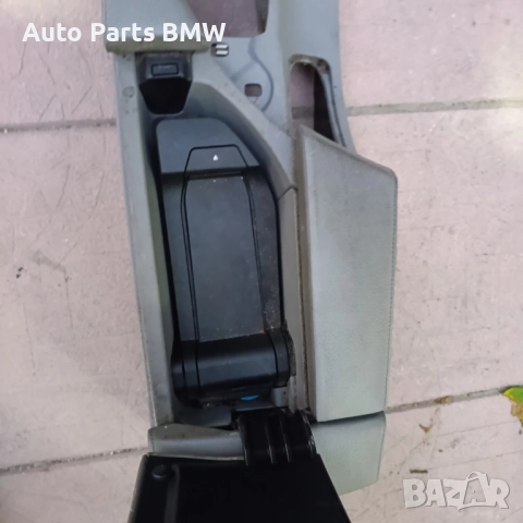 Подлакътник BMW E60 E61 Facelift средно барче БМВ Е60 Е61 Фейслифт, снимка 5 - Части - 51782657