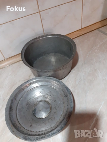 Стара възрожденска медна тенджера с капак - калайдисана, снимка 3 - Антикварни и старинни предмети - 53348070