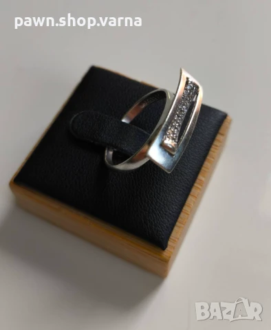 Ново сребърно пръстенче с фианити – 925 проба, снимка 3 - Пръстени - 51141707