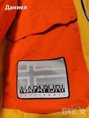 Дамско яке Napapijri Geographic, снимка 3 - Якета - 51883865