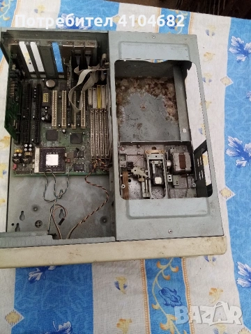 стар компютър , снимка 3 - Дънни платки - 53922337