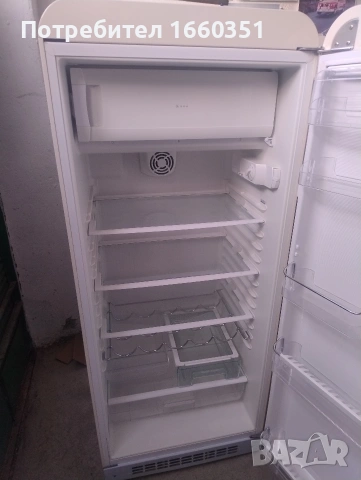 Хладилник SMEG, снимка 7 - Хладилници - 54239359