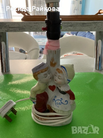 Нощна лампа, снимка 3 - Антикварни и старинни предмети - 50976235