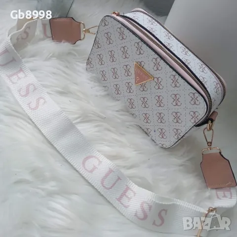 Чанти Guess, снимка 2 - Чанти - 47224159