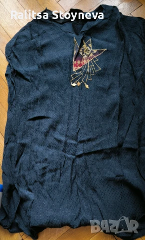 Блузка с къс ръкав