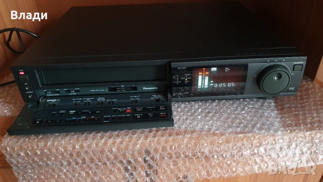 Видеокасетофон VHS Panasonic NV-F70B, снимка 10 - Плейъри, домашно кино, прожектори - 54024979