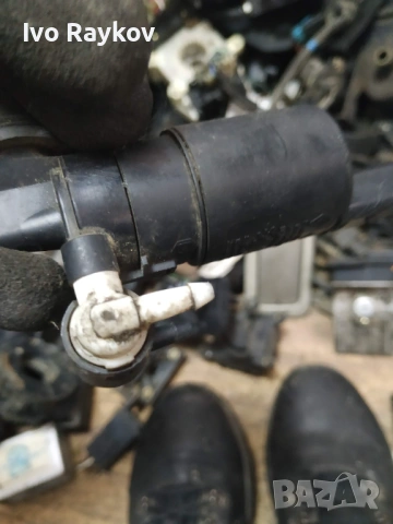 Помпичка течност чистачки Renault Megane II  , 8200031805 , снимка 4 - Части - 53746682