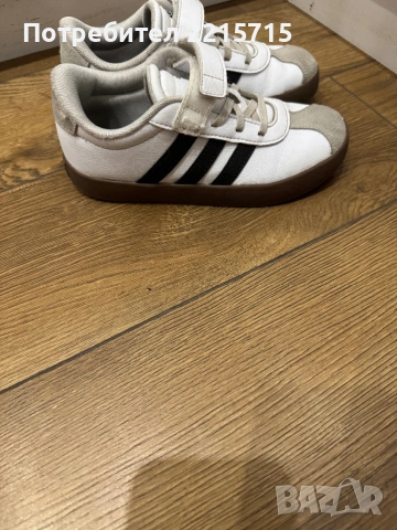 Оригинални детски маратонки адидас 