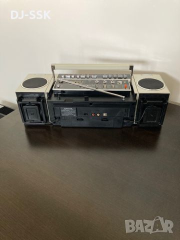 SANYO M-W24K VINTAGE RETRO BOOMBOX Ghetto Blaster радио касетофон, снимка 8 - Радиокасетофони, транзистори - 45699112