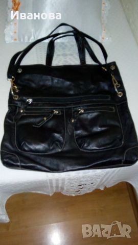 Голяма черна чанта от естествена кожа, снимка 1 - Чанти - 45199517