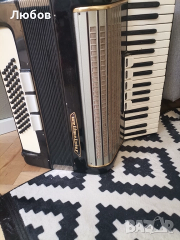 Продавам акордеон