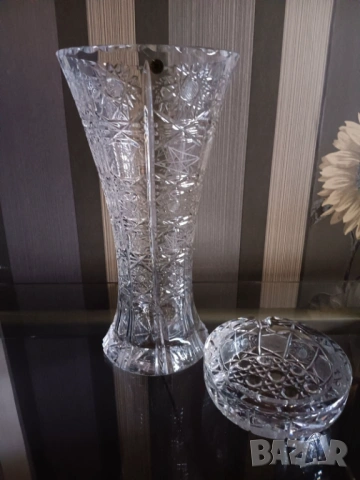 Кристална ваза и пепелник 