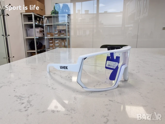 Uvex Защитни очила 235 V, снимка 2 - Слънчеви и диоптрични очила - 51259514