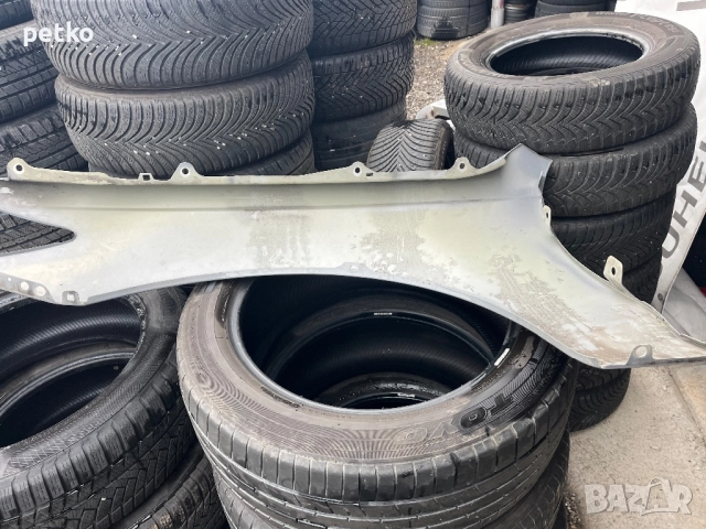 Продавам десен калник за Ауди а6 c7 , снимка 3 - Части - 52865166