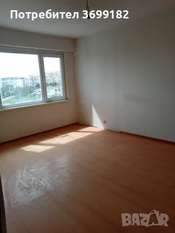 Гарсониера кв. Владислав Варненчик, снимка 1