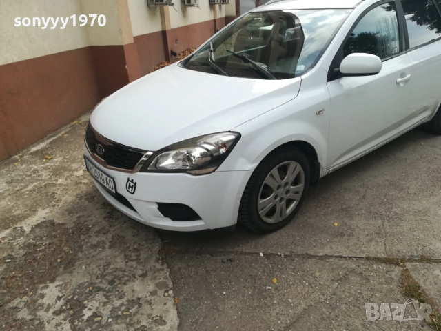 KIA-РЕГИСТРИРАНА С 6 СКОРОСТИ+ВИНЕТКА 1410251510, снимка 9 - Автомобили и джипове - 52052200