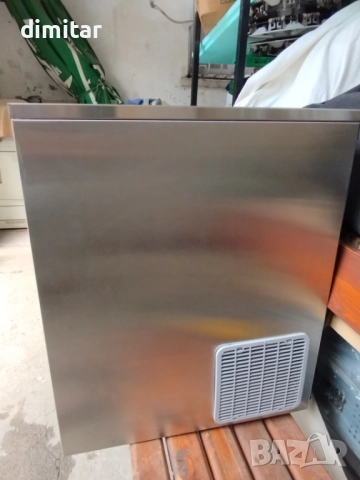 Професионален ледогенератор SARO EM 26, снимка 7 - Обзавеждане за заведение - 52468505