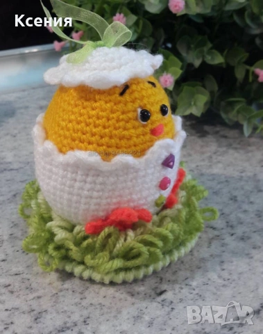 Великденски подаръци. Пиленце момче на тревата. Плетена играчка. Ръчно изработени., снимка 3 - Плюшени играчки - 53747566