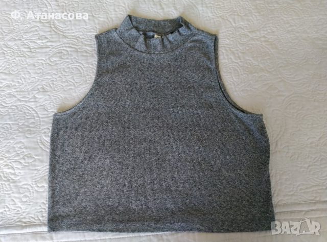 Страхотен кроп топ crop top на DIVIDED, S-M размер, снимка 4 - Корсети, бюстиета, топове - 45785893