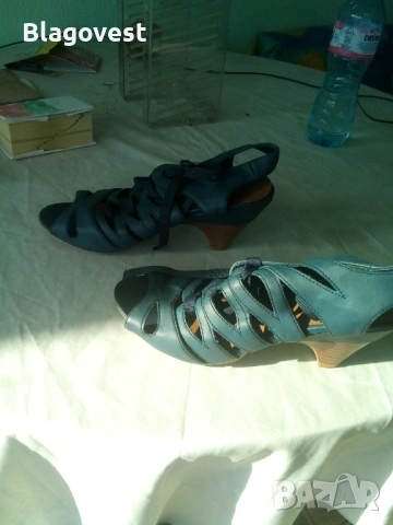 Дамски обувки за поправка