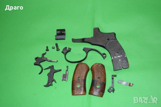 Комплект части за руски револвер Наган - Императорска Тула 1909 г, снимка 2 - Бойно оръжие - 53815464